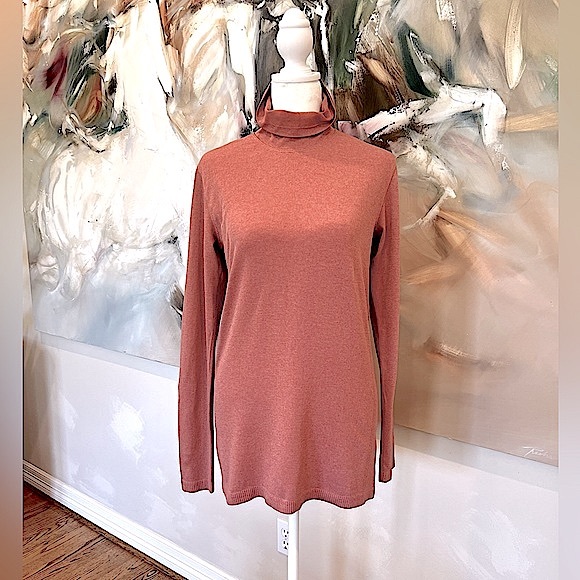 Lululemon Yin Vibes Ribbed Long Sleeve Turtleneck in Copper Clay, L (12) - Picture 14 of 14